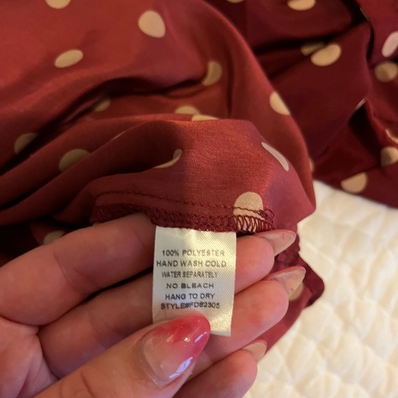 Fun2Fun Polka Dot Tab-Sleeve Blouse, red/ burgundy & cream/ white, size M - Picture 2 of 5